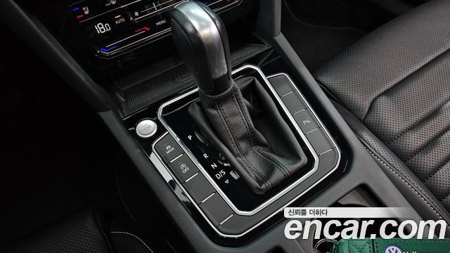 Volkswagen Passat GT (B8) 2.0 TDI Prestige 2022 — фото 9