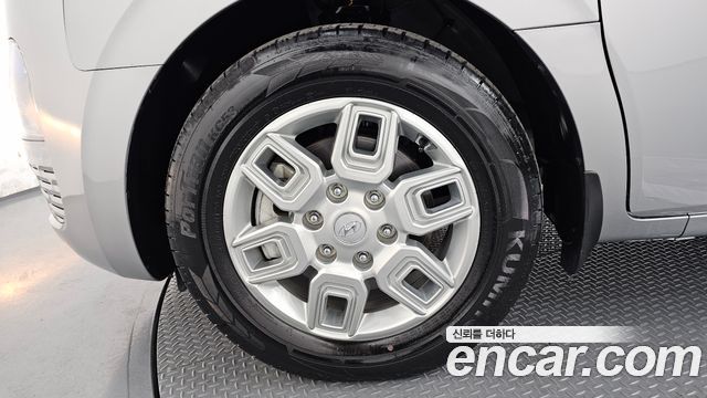 Hyundai Staria Cargo 5-Seater Modern 2024 — фото 5