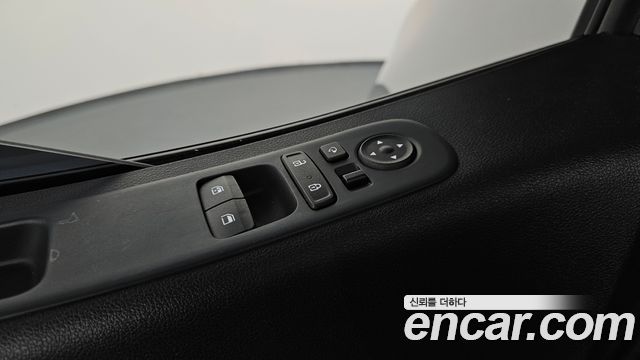 Hyundai Staria Cargo 5-Seater Modern 2024 — фото 19