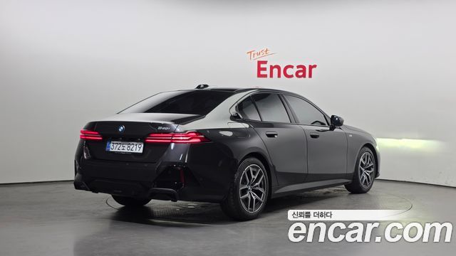 BMW 5 Series (G60) 520i M Sport 2025 — фото 2