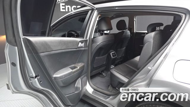 Kia Sportage The Bold Diesel 1.6 2WD Prestige Gravity 2022 — фото 26