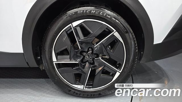 Peugeot 408 1.2 Pure Tech GT 2024 — фото 27