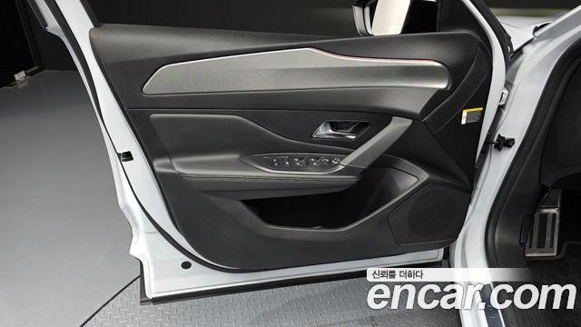 Peugeot 408 1.2 Pure Tech GT 2024 — фото 30