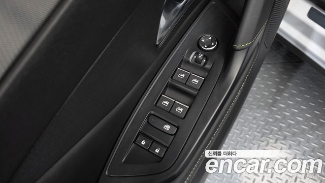 Peugeot 408 1.2 Pure Tech GT 2024 — фото 37