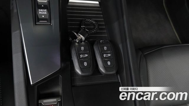 Peugeot 408 1.2 Pure Tech GT 2024 — фото 38