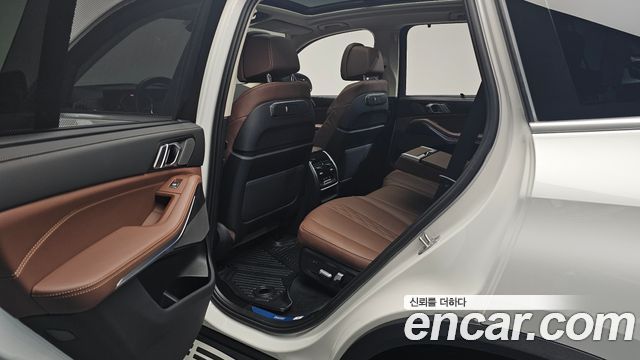 BMW X5 (G05) xDrive 40i xLine 2024 — фото 11