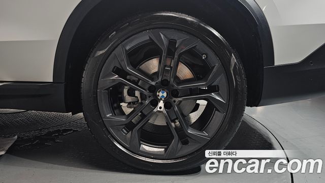BMW X5 (G05) xDrive 40i xLine 2024 — фото 21