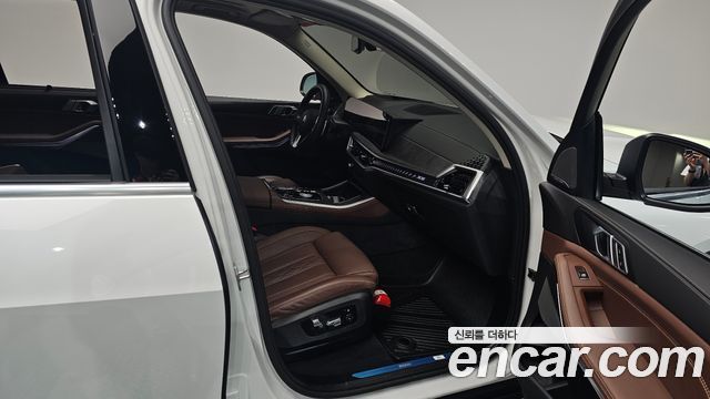 BMW X5 (G05) xDrive 40i xLine 2024 — фото 26