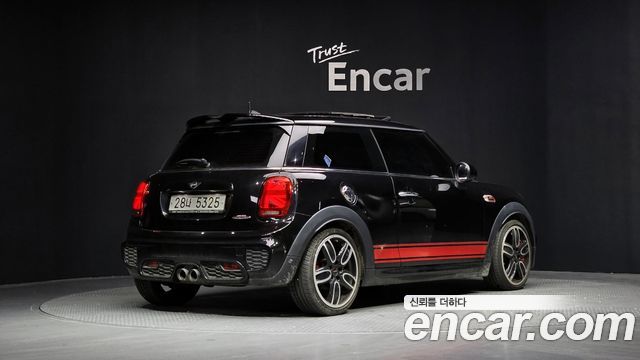 MINI Cooper S JCW 3rd Generation 2019 — фото 2