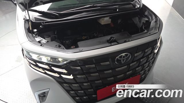 Toyota Alphard (IV) 2.5 HEV Executive AWD 2025 — фото 6