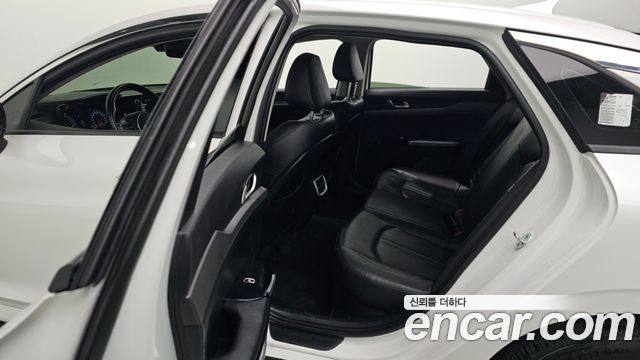 Kia K5 Hybrid (III) Prestige 2023 — фото 13