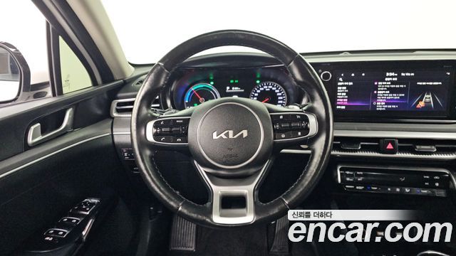 Kia K5 Hybrid (III) Prestige 2023 — фото 14