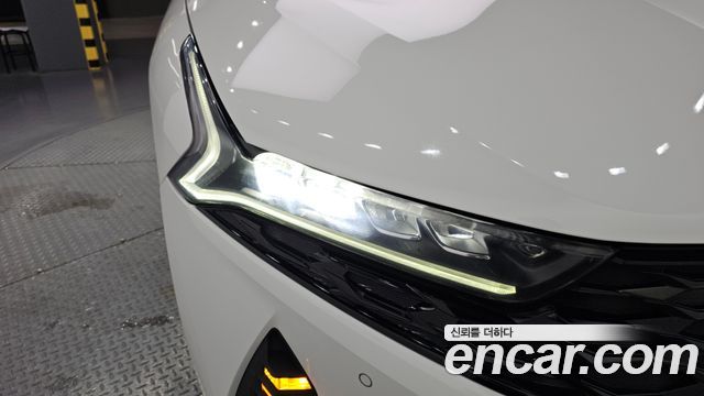 Kia K5 Hybrid (III) Prestige 2023 — фото 22