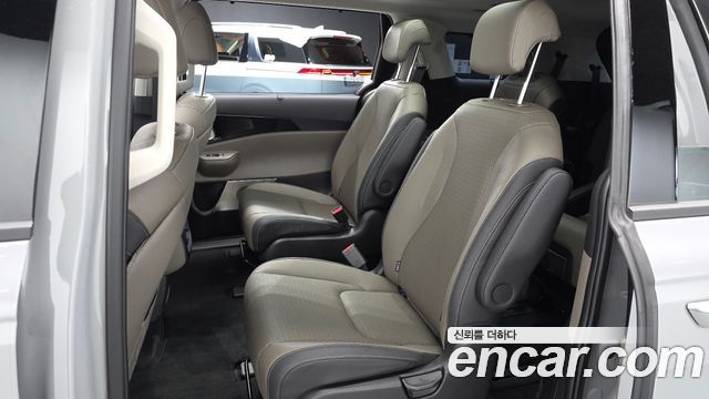Kia Carnival (IV) Diesel 9-Seater Gravity 2025 — фото 12