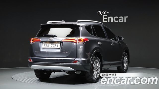 Toyota RAV4 2.5 2WD 4th 2018 — фото 2
