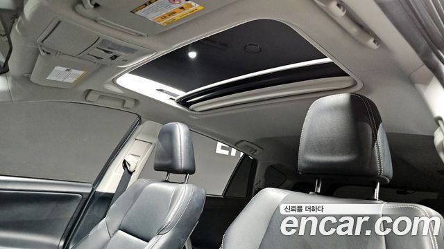 Toyota RAV4 2.5 2WD 4th 2018 — фото 19