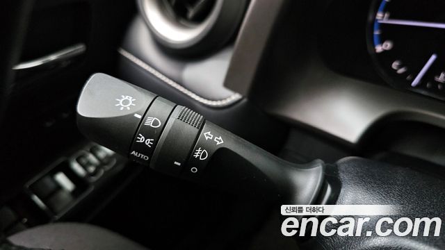 Toyota RAV4 2.5 2WD 4th 2018 — фото 30