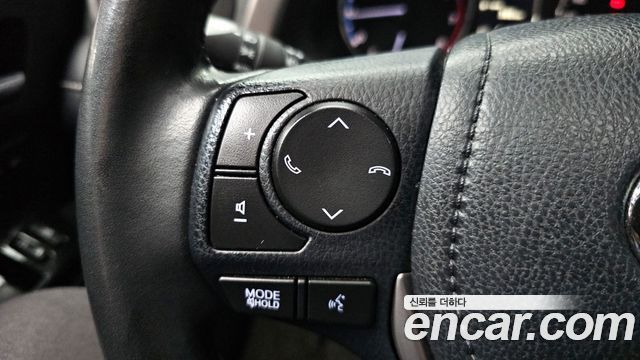 Toyota RAV4 2.5 2WD 4th 2018 — фото 32