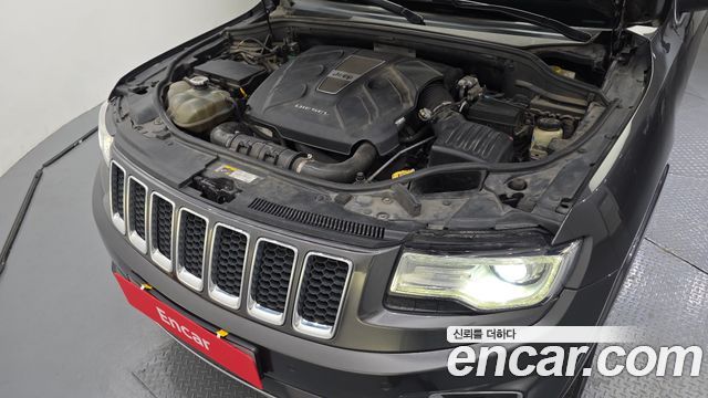 Jeep Grand Cherokee 3.0 Diesel Overland WK2 2014 — фото 6