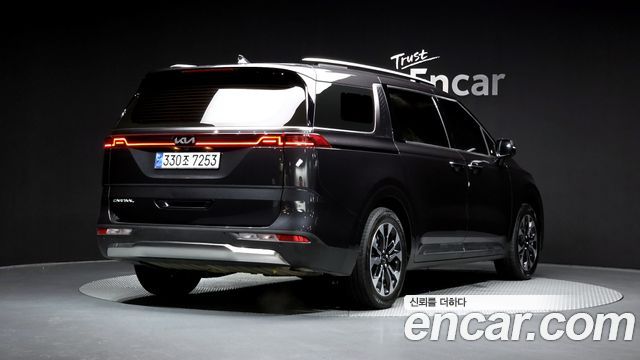 Kia Carnival (IV) Gasoline 9-Seater Signature 2023 — фото 2