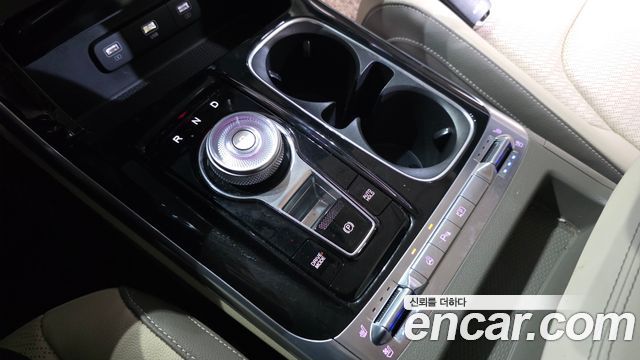 Kia Carnival (IV) Gasoline 9-Seater Signature 2023 — фото 9