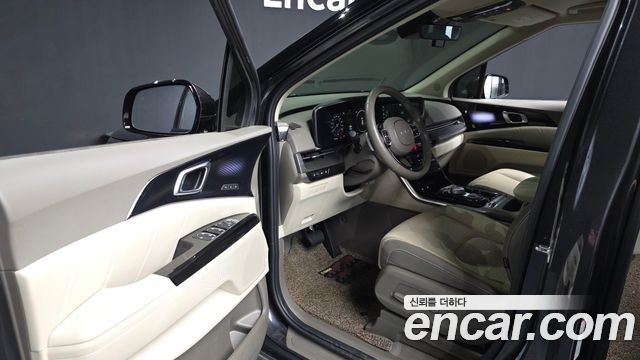 Kia Carnival (IV) Gasoline 9-Seater Signature 2023 — фото 10