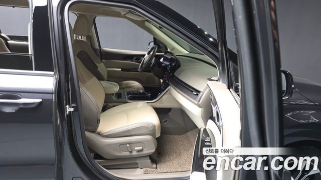 Kia Carnival (IV) Gasoline 9-Seater Signature 2023 — фото 11