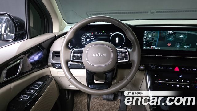 Kia Carnival (IV) Gasoline 9-Seater Signature 2023 — фото 13