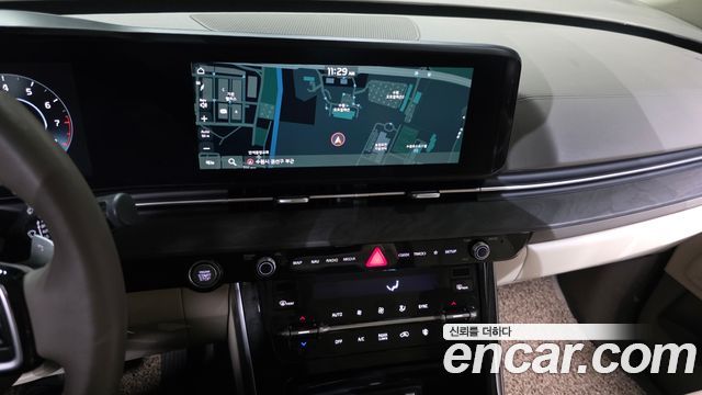 Kia Carnival (IV) Gasoline 9-Seater Signature 2023 — фото 14