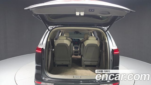 Kia Carnival (IV) Gasoline 9-Seater Signature 2023 — фото 20