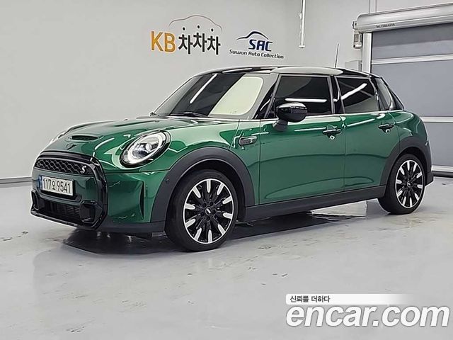 MINI Cooper S 5Door Classic Third Generation