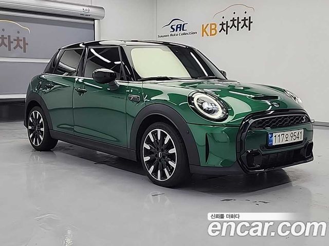 MINI Cooper S 5Door Classic Third Generation 2022 — фото 2