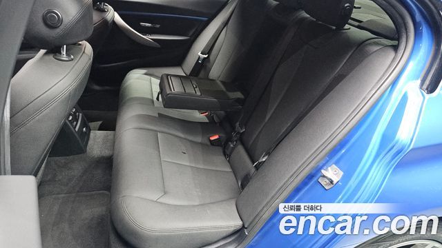 BMW 3 Series (F30) 320i M Sport 2017 — фото 11