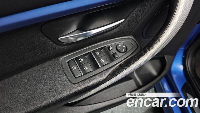 BMW 3 Series (F30) 320i M Sport 2017 — фото 17