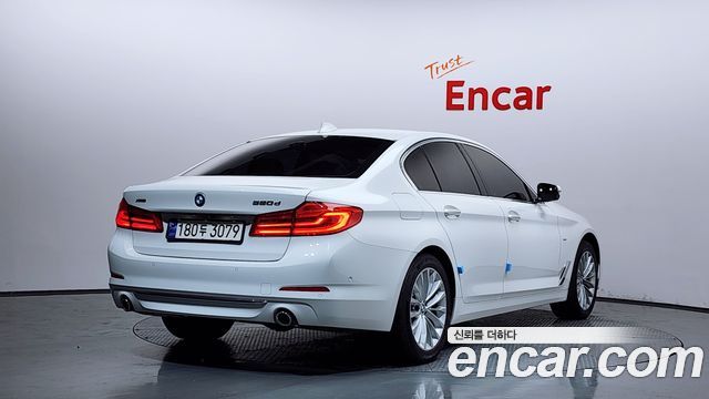BMW 5 Series (G30) 520d xDrive Luxury Plus 2018 — фото 2