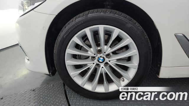 BMW 5 Series (G30) 520d xDrive Luxury Plus 2018 — фото 5