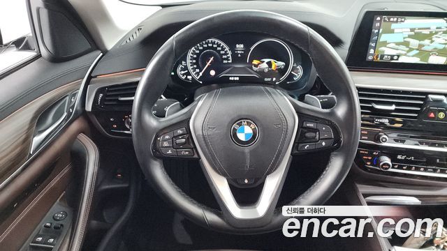 BMW 5 Series (G30) 520d xDrive Luxury Plus 2018 — фото 14