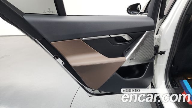 BMW 5 Series (G60) 520i Special Edition 2024 — фото 25