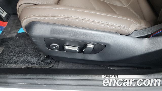 BMW 5 Series (G60) 520i Special Edition 2024 — фото 33