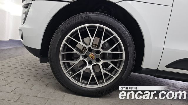 Porsche Macan 2.0 95B 2018 — фото 5