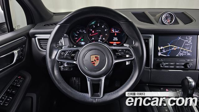 Porsche Macan 2.0 95B 2018 — фото 17