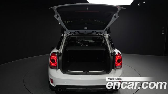 MINI Cooper Countryman Standard 2nd 2018 — фото 20