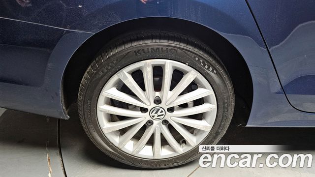 Volkswagen Jetta 1.6 TDI Blue Motion 6th 2014 — фото 5