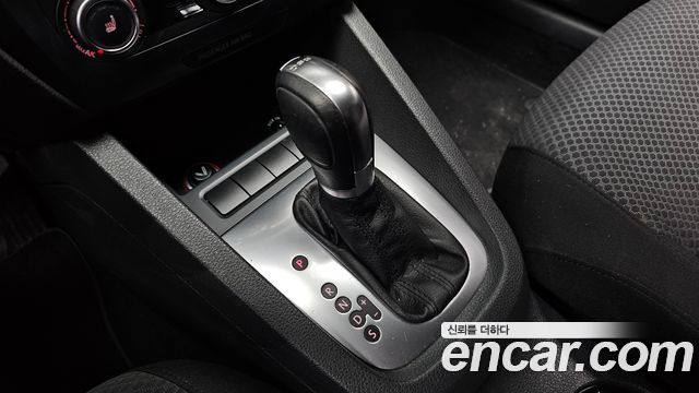 Volkswagen Jetta 1.6 TDI Blue Motion 6th 2014 — фото 9