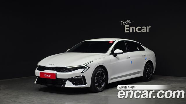 Kia K5 (III) 2.0 Prestige 2024 — фото 1