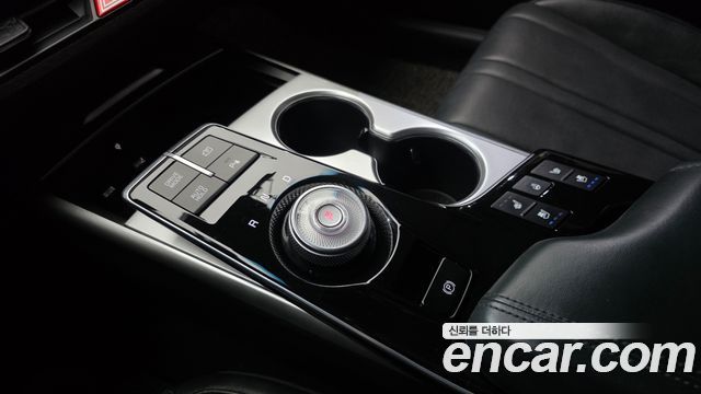 Kia K8 2.5 Gasoline 2WD Noblesse 2022 — фото 9