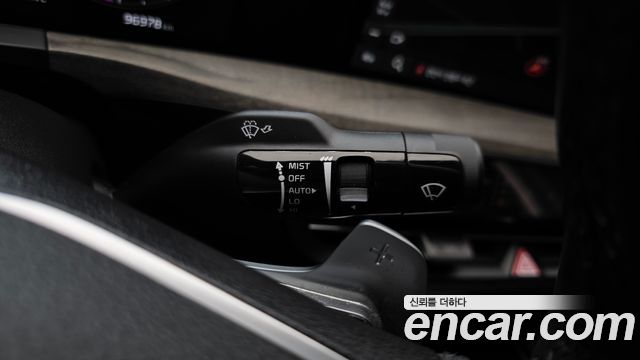 Kia K8 2.5 Gasoline 2WD Noblesse 2022 — фото 19