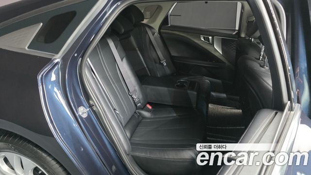 Kia K8 2.5 Gasoline 2WD Noblesse 2022 — фото 26