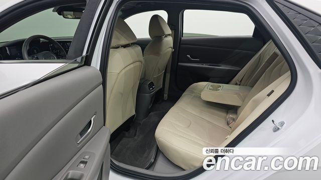 Hyundai Avante (CN7) 1.6 Inspiration 2024 — фото 15