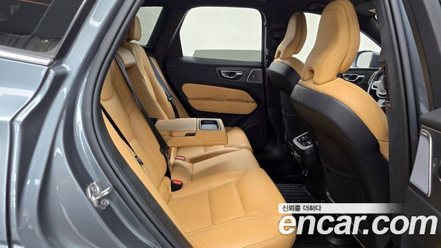 Volvo XC60 (II) T6 Inscription 2019 — фото 12